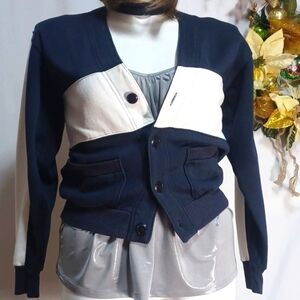 NUCLEUS WOMENS FLEECE SIZE S IN A BEAUTIFUL BLUE AND WHITE POLYESTER 💙 😍 ❤️